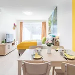 Close To Center - Balcony - New - Aircon * 부다페스트