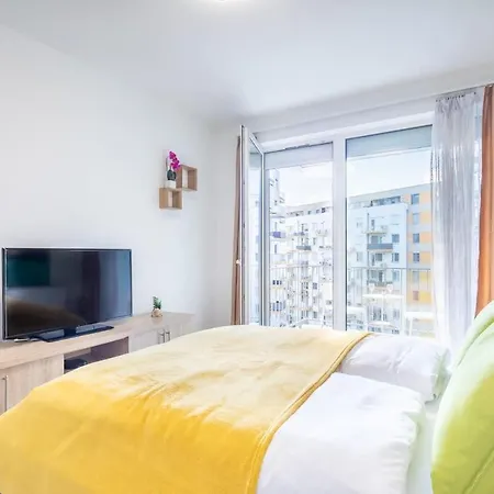 Close To Center - Balcony - New - Aircon