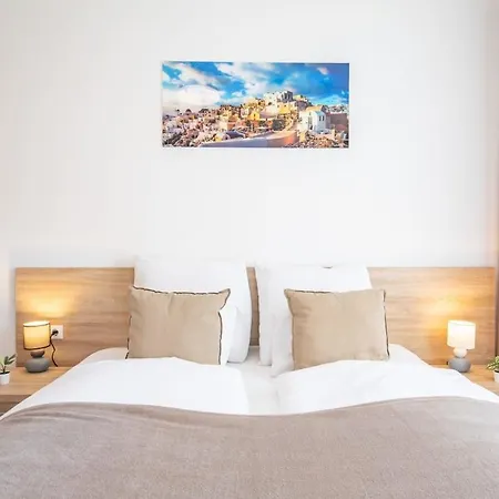 Close To Center - Balcony - New - Aircon * Boedapest