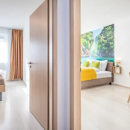 Close To Center - Balcony - New - Aircon