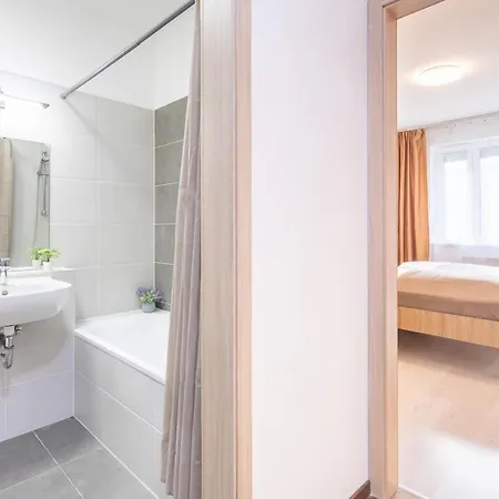 Close To Center - Balcony - New - Aircon Apartment *
