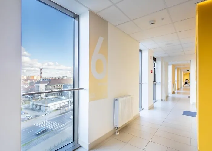 Close To Center - Balcony - New - Aircon Appartement Boedapest