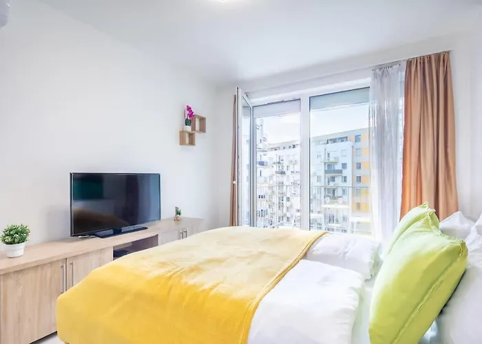 Close To Center - Balcony - New - Aircon
